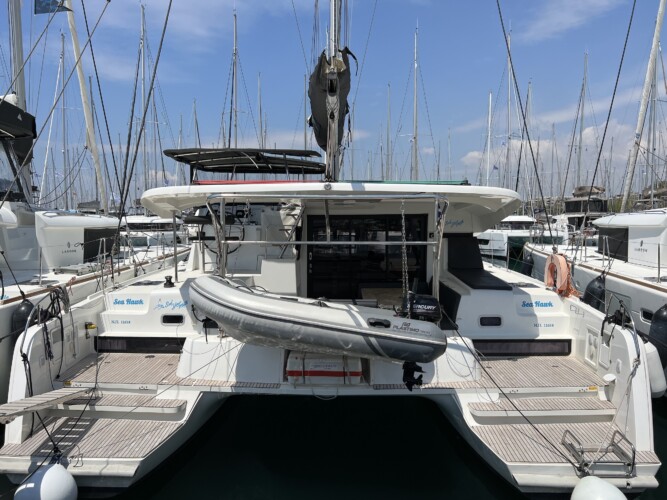 Lagoon 42 - Sea Hawk - Sail Your Myth